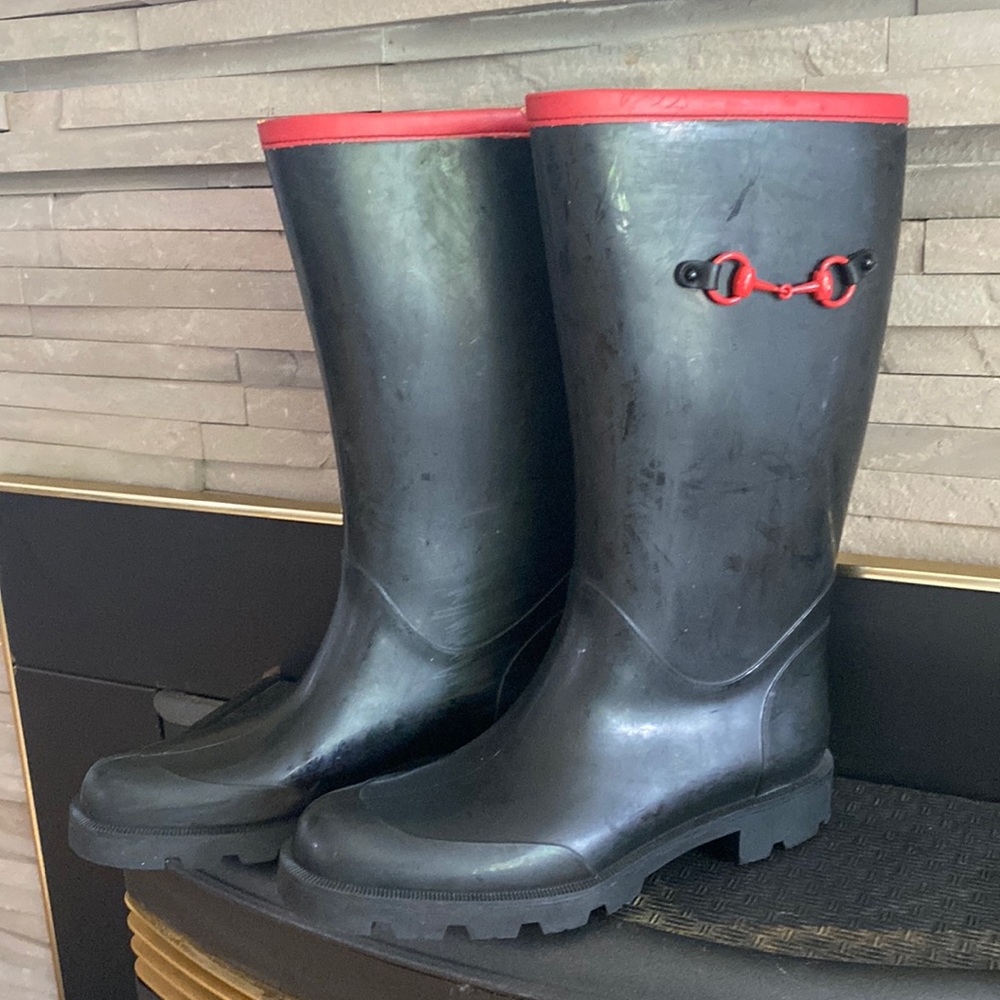 GUCCI Rain Boots👢***EUC***